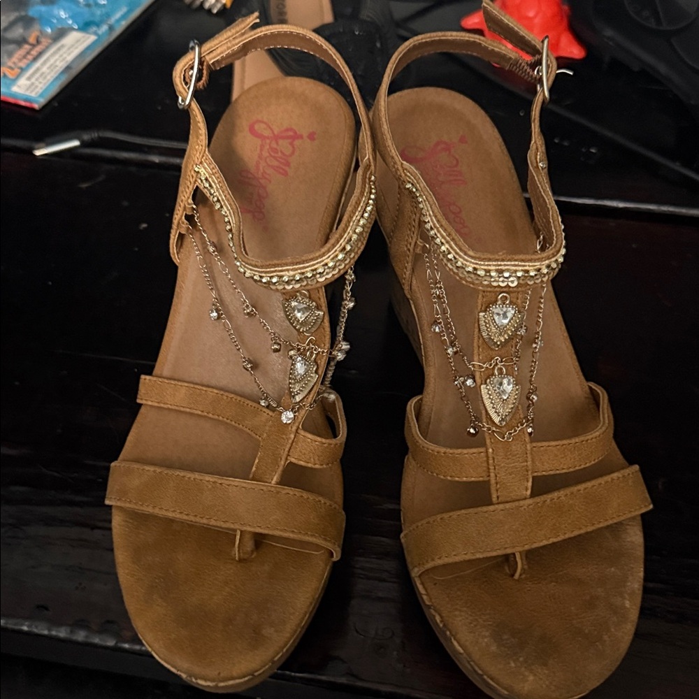 Jellypop Tan Wedge Sandals - Picture 2 of 5